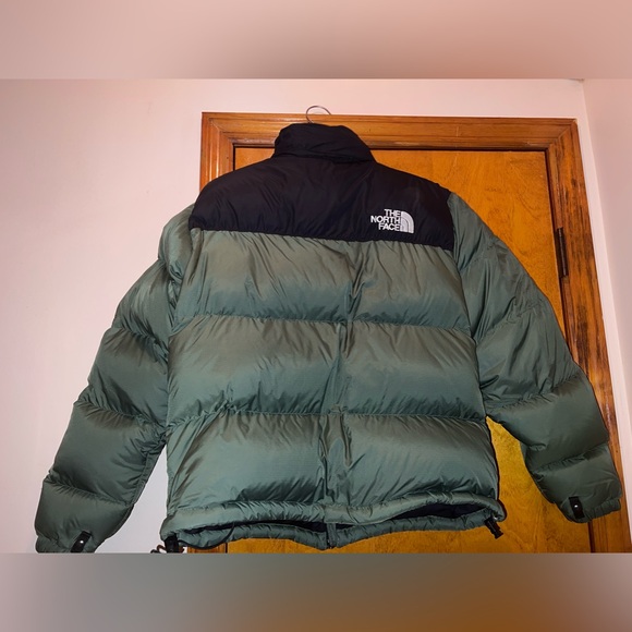 (The North Face 1996 Retro Nuptse down puffer jacket in olive green) - Picture 5 of 7